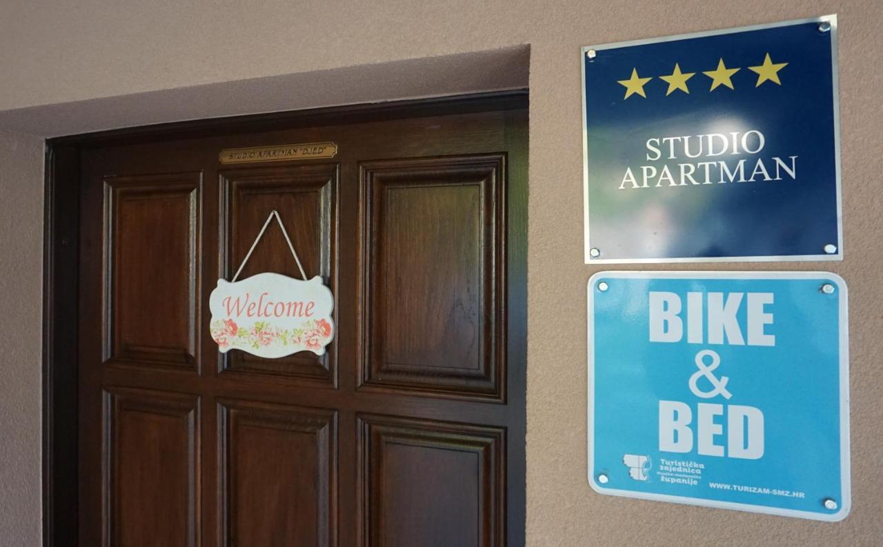 Studio Apartman "Djed" Hrvatska Kostajnica Exterior foto